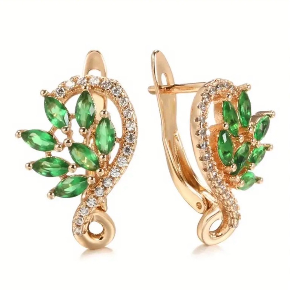 Elegant Gold and Green Leaf Earrings. - Picture 2 of 5